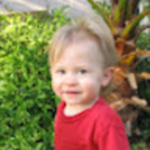 Meet your Posher, Cynthia - Picture 1 of 1